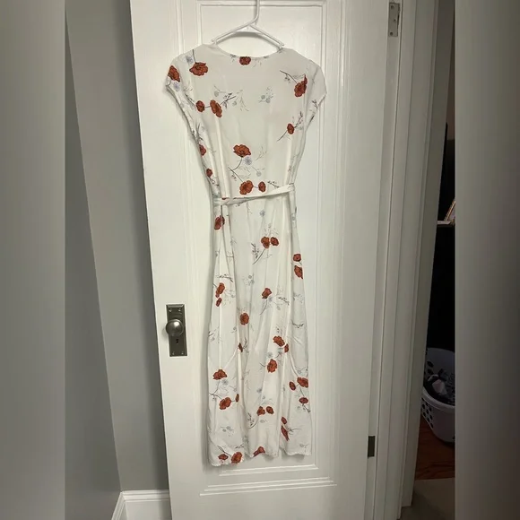 Women's a.n.a Short Sleeve Floral High Low Dress- Size XS- Pre-owned - Picture 4 of 5